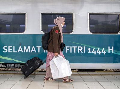 Sepekan Jelang Lebaran, Begini Suasana Arus Mudik di Stasiun Kertapati