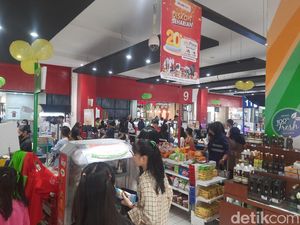 Transmart Full Day Sale di Plaza Medan Fair Diserbu Ribuan Pengunjung