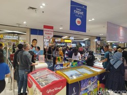 Diskonnya Ada Terus, Transmart Kokas Kian Padat Jelang Buka Puasa