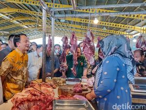 Cek Pangan ke Pasar Soreang, Wamendag: Harga Relatif Turun