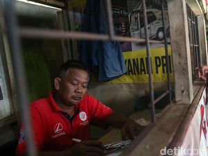 Banyak Mudik Gratis, Penjualan Tiket Bus di Terminal Ini Loyo