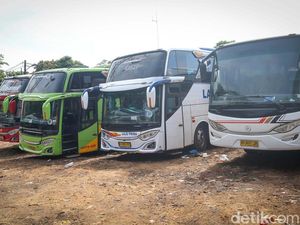 Cerita Sopir Ada Penumpang BAB di Toilet Bus: Comot Kotoran Pakai Tangan Cerita Sopir Ada Penumpang BAB di Toilet Bus: Comot Kotoran Pakai Tangan