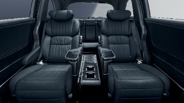 Honda Odyssey dijual lagi di Jepang pada 2023 usai penjualan dan produksinya dihentikan pada Desember 2021. Mobil ini sekarang diimpor ke Jepang dari China.