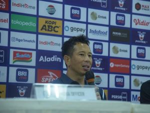 I Made Wirawan Akhiri 21 Tahun Karier Sepakbola di Persib I Made Wirawan Akhiri 21 Tahun Karier Sepakbola di Persib