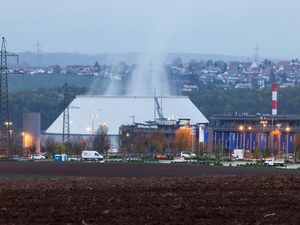 Jerman Resmi Tutup Tiga PLTN