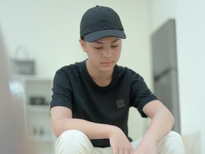 7 Foto Terbaru Keanu Anak Angelina Sondakh-Adjie Massaid yang Jarang Tersorot