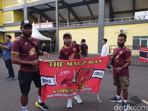 Keluarga Yakob dan Yance Datang ke Parepare Beri Dukungan di Pesta Juara PSM