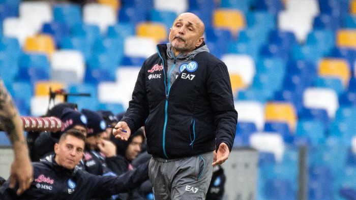 NAPLES, ITALY - APRIL 15: Luciano Spalletti manager of SSC Napoli during the Serie A match between SSC Napoli and Hellas Verona at Stadio Diego Armando Maradona on April 15, 2023 in Naples, Italy. (Photo by Ivan Romano/Getty Images)