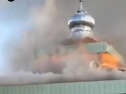 Rumah dan Masjid Terbakar di Manado Dipicu Selang Tabung Gas Bocor