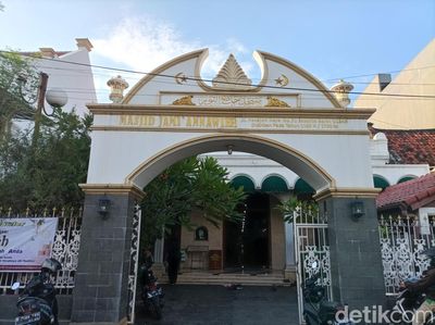 Tur Masjid Tua di Jakarta, Ada yang Tersembunyi di Dalam Gang
