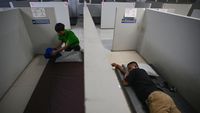 Melihat Bilik Istirahat Untuk Pemudik di Tol Jakarta-Cikampek