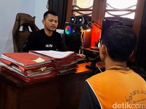 Penjualan 9 Kg Bubuk Mercon di Bondowoso Digagalkan, 2 Pelaku Ditangkap Penjualan 9 Kg Bubuk Mercon di Bondowoso Digagalkan, 2 Pelaku Ditangkap