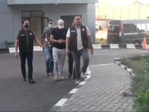 Aktor Hud Filbert Diciduk Polisi gegara Kasus Narkoba! Aktor Hud Filbert Diciduk Polisi gegara Kasus Narkoba!