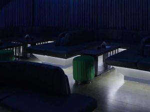 Pengalaman Nongkrong Bernuansa Fututistik dan Modern