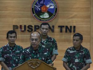 Pratu F yang Diserang KKB Ditemukan Tewas Dalam Jurang 140 Meter Pratu F yang Diserang KKB Ditemukan Tewas Dalam Jurang 140 Meter