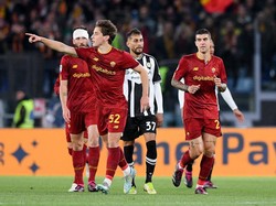 AS Roma Menang Telak 3-0 Atas Udinese, Kokoh di Posisi Tiga
