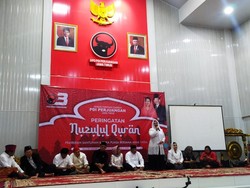 PDIP Jatim Berbagi dengan Anak Yatim: Jangan Patah Semangat Kejar Cita-cita