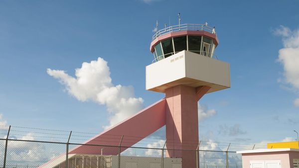 Potret Bandara Serba Pink Mirip Mainan di Dunia Barbie