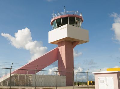 Potret Bandara Serba Pink Mirip Mainan di Dunia Barbie
