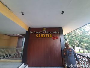 Berjumpa Prof Chryshnanda, Jenderal Seniman Pendidik Moralitas Perwira Berjumpa Prof Chryshnanda, Jenderal Seniman Pendidik Moralitas Perwira