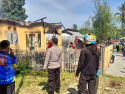 Rumah Anggota Polisi di Bone Bolango Terbakar Diduga Arus Pendek Listrik