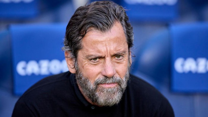SAN SEBASTIAN, SPAIN - APRIL 08: Head coach Enrique Sanchez Flores of Getafe CF looks on before the LaLiga Santander match between Real Sociedad and Getafe CF at Reale Arena on April 08, 2023 in San Sebastian, Spain. (Photo by Ion Alcoba/Quality Sport Images/Getty Images)