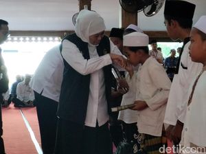 Gubernur Khofifah dan Baznas Jatim Santuni Ratusan Anak Yatim di Probolinggo