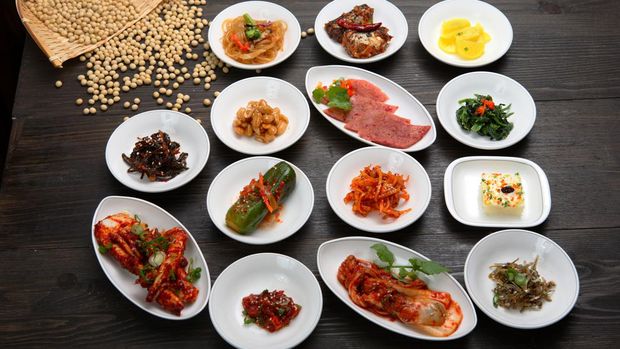 Ilustrasi banchan lauk pauk sampingan Korea