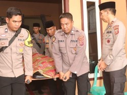 Anggota Polisi Meninggal Dunia Saat Jaga Arus Mudik Lebaran