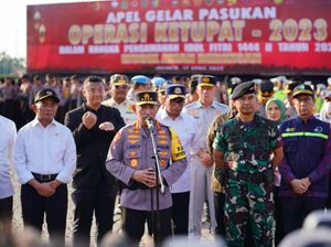 Kapolri: Tempatkan Personel Berseragam di Masjid Saat Salat Idul Fitri