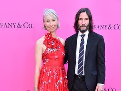 Momen Langka Alexandra Grant Komentari Percintaannya dengan Keanu Reeves