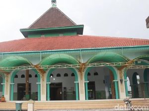 Mengunjungi Masjid Jamik Winongan Pasuruan yang Dibangun 216 Tahun Silam Mengunjungi Masjid Jamik Winongan Pasuruan yang Dibangun 216 Tahun Silam
