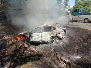Mazda CX5 Bawa Tiner Terbakar di Tol Jakarta-Tangerang, Pengemudi Tewas