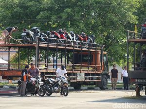 Pemudik Mulai Tiba di Terminal Wonogiri, Ada Lonjakan Jumlah Penumpang