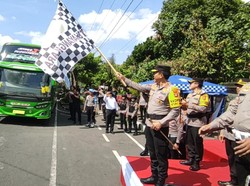 Kapolda Bali Lepas 8 Bus Mudik Gratis, Angkut 406 Orang ke Jatim