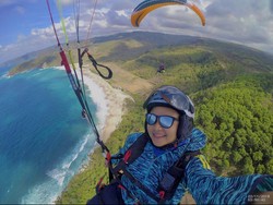 Wuih! Mendaki Gunung Kerinci, Turunnya Bisa dengan Paralayang