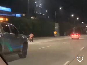 Kronologi Pemotor Nyelonong Masuk Tol Desari Tanpa Tap dari Arah Antasari Kronologi Pemotor Nyelonong Masuk Tol Desari Tanpa Tap dari Arah Antasari