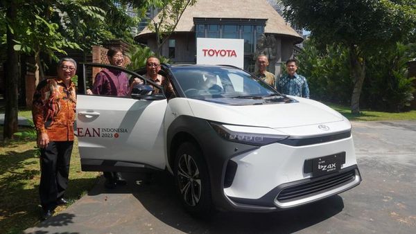 Potret Toyota bZ4X yang Bakal Mejeng di KTT ASEAN 2023 Labuan Bajo