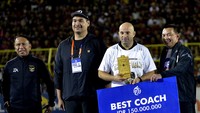 Sementara Bernardo Tavares keluar sebagai pelatih terbaik BRI Liga 1 2022/2023.