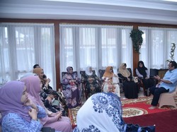 Rachmat Gobel Gelar Buka Bersama dengan Janda Pejuang di Gorontalo