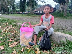 Riski dan Asa Bersama Kerupuk Mi