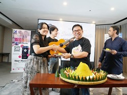 Shabrina Leonita Nyanyikan Ulang Padamu Ku Bersujud Milik Bebi Romeo