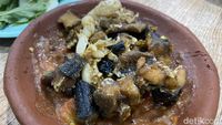 Belut Elek Racikan H. Poer yang Legendaris di Surabaya