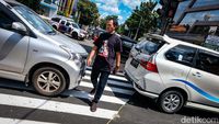 Usai Dikritik, Kini Ada Pelican Crossing untuk Pejalan Kaki di Pasar Santa