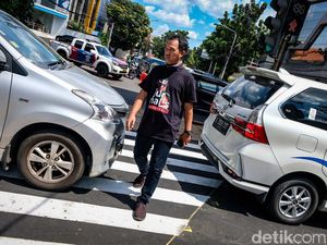 Usai Dikritik, Kini Ada Pelican Crossing untuk Pejalan Kaki di Pasar Santa Usai Dikritik, Kini Ada Pelican Crossing untuk Pejalan Kaki di Pasar Santa
