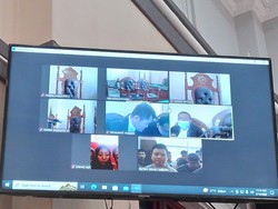 Ringannya Hukuman Hakim kepada 15 Anak Buah Bos Judi Online Apin BK