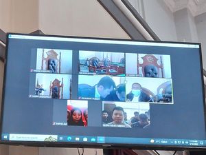 15 Anak Buah Bos Judi Online Apin BK Divonis 10 Bulan Penjara 15 Anak Buah Bos Judi Online Apin BK Divonis 10 Bulan Penjara