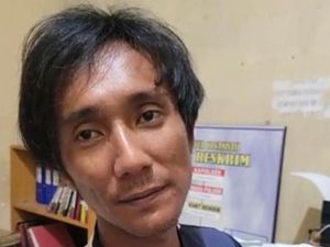 Sadis Pria di Kendari Bakar Hidup-hidup Ayah Kandungnya hingga Tewas Sadis Pria di Kendari Bakar Hidup-hidup Ayah Kandungnya hingga Tewas