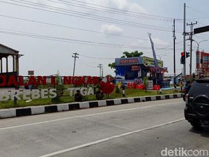 Istri Tertinggal di Brebes saat Mudik, Telepon Suami Sampai 21 Kali Istri Tertinggal di Brebes saat Mudik, Telepon Suami Sampai 21 Kali