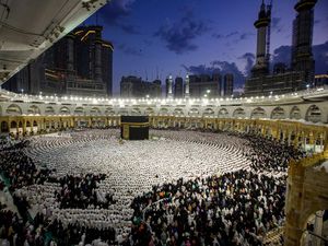 Heboh Non Muslim Masuk Tanah Suci Makkah, Seperti Apa Pandangan Islam? Heboh Non Muslim Masuk Tanah Suci Makkah, Seperti Apa Pandangan Islam?